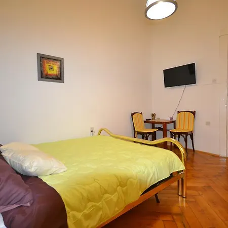 Porto Baross Apartman *